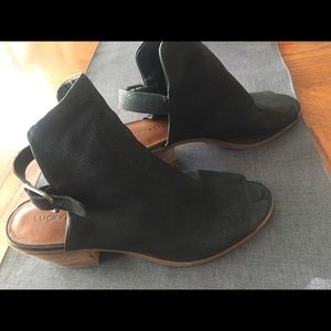 Lucky Brand Bray leather peep toe booties - 10